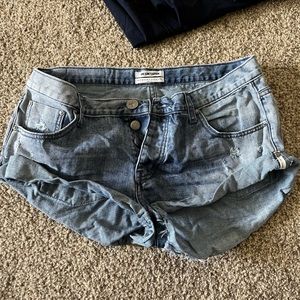 One teaspoon shorts